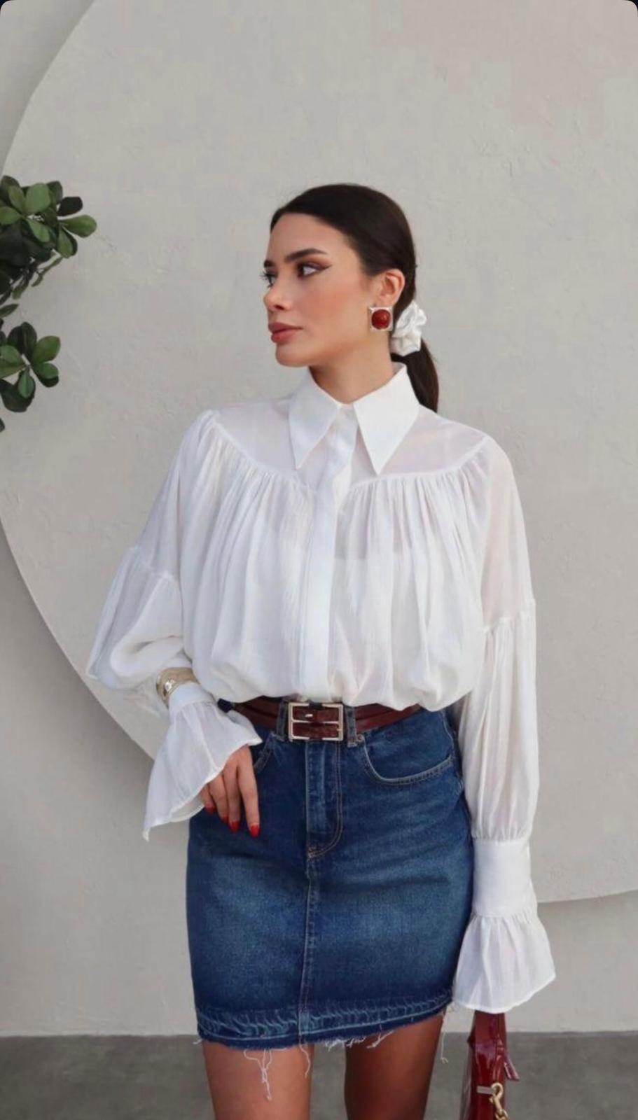 Bluse mit Volantärmeln